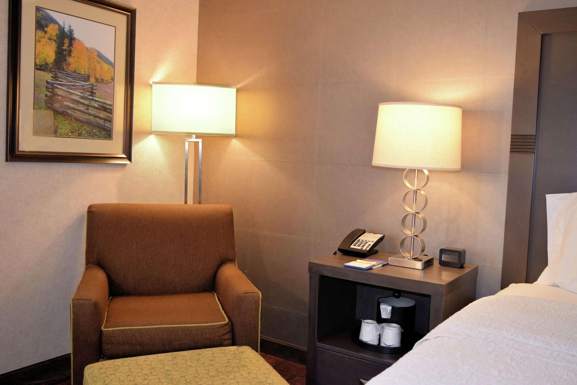 Hampton Inn Durango Bagian luar foto