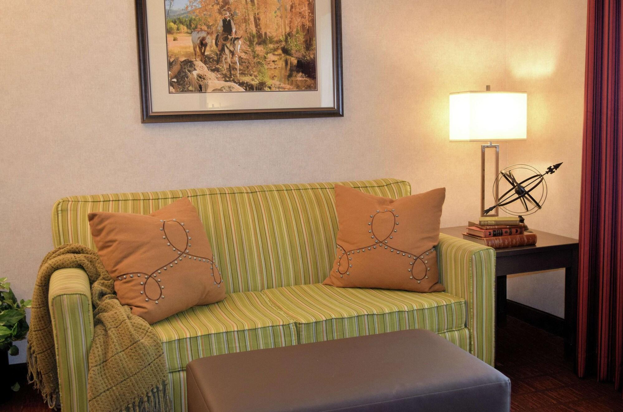 Hampton Inn Durango Bagian luar foto