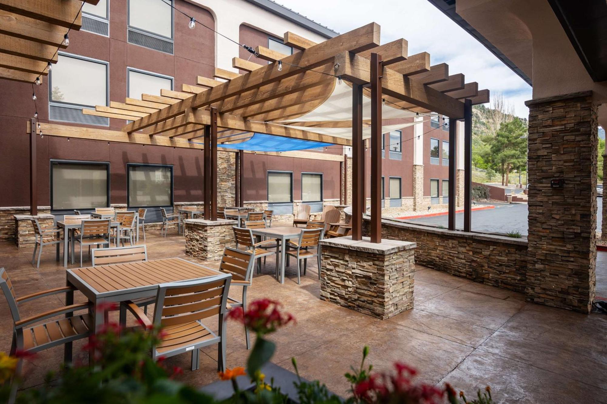 Hampton Inn Durango Bagian luar foto