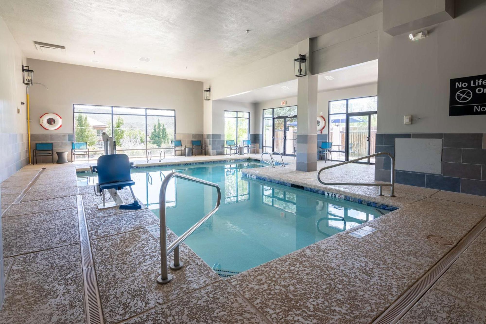 Hampton Inn Durango Bagian luar foto